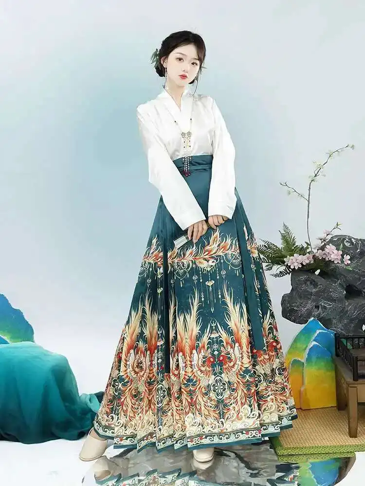 Jade Finger Twist _ Golden Luan Mingfeng Horse Face Skirt Set Hanfu Female 2025 New Spring/Summer Chinese Style Ming Dynasty
Jade Finger Twist _ Golden Luan Mingfeng Horse Face Skirt Set Hanfu Female 2025 New Spring/Summer Chinese Style Ming Dynasty