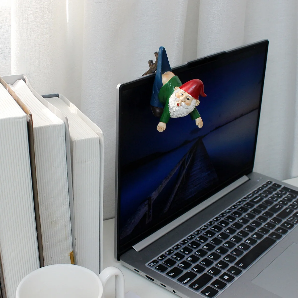 1pcs Funny Dwarves, Dwarves With Pants Hanging Branches, Fun Flowerpot Pendants, Resin Crafts
1pcs Funny Dwarves, Dwarves With Pants Hanging Branches, Fun Flowerpot Pendants, Resin Crafts