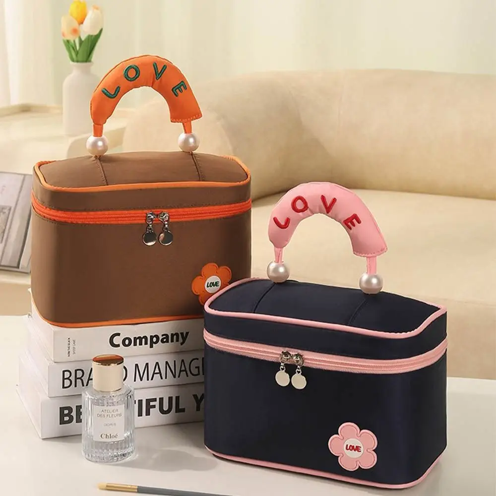 Portable Women Makeup Bag Large Capacity Handheld Cosmetic Bag High Beauty Travel Wash Bag Bathroom Storage Bag
Portable Women Makeup Bag Large Capacity Handheld Cosmetic Bag High Beauty Travel Wash Bag Bathroom Storage Bag
