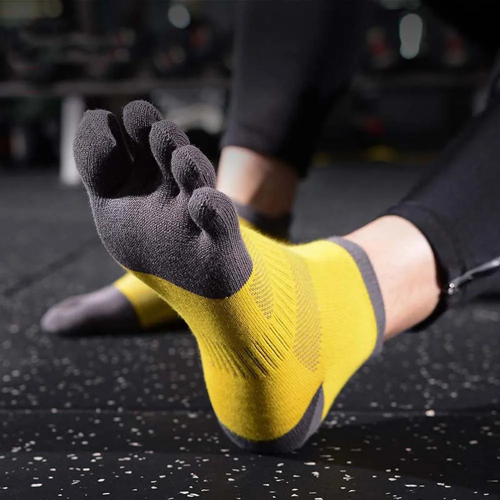 Soft Breathable Sweat Absorbing Women Men Five-Finger Socks Short Tube Socks Sport Hosiery Split Toe Socks
Soft Breathable Sweat Absorbing Women Men Five-Finger Socks Short Tube Socks Sport Hosiery Split Toe Socks