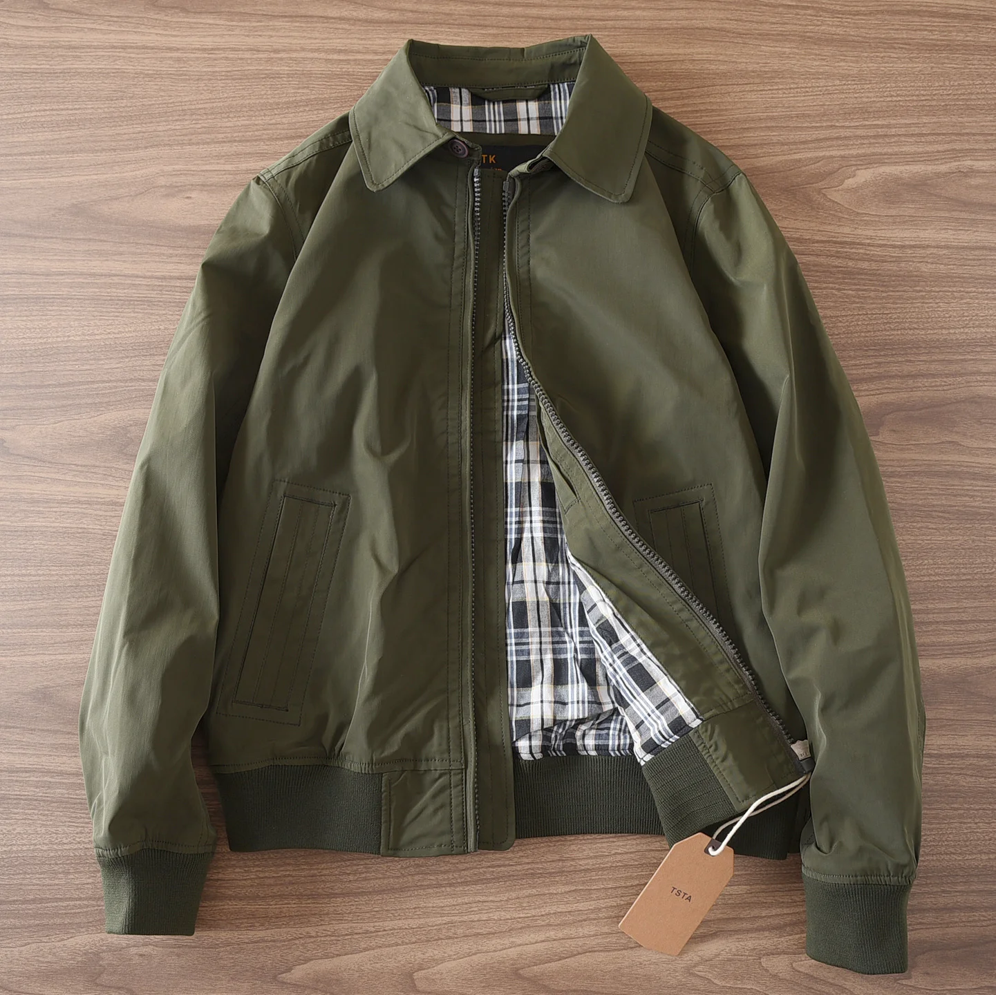 Autumn Winter Thiened Double Layer Flight Jaet Casual Loose Military een Windproof Men's Coat Long Sve Zipper Closure
Autumn Winter Thiened Double Layer Flight Jaet Casual Loose Military een Windproof Men's Coat Long Sve Zipper Closure
