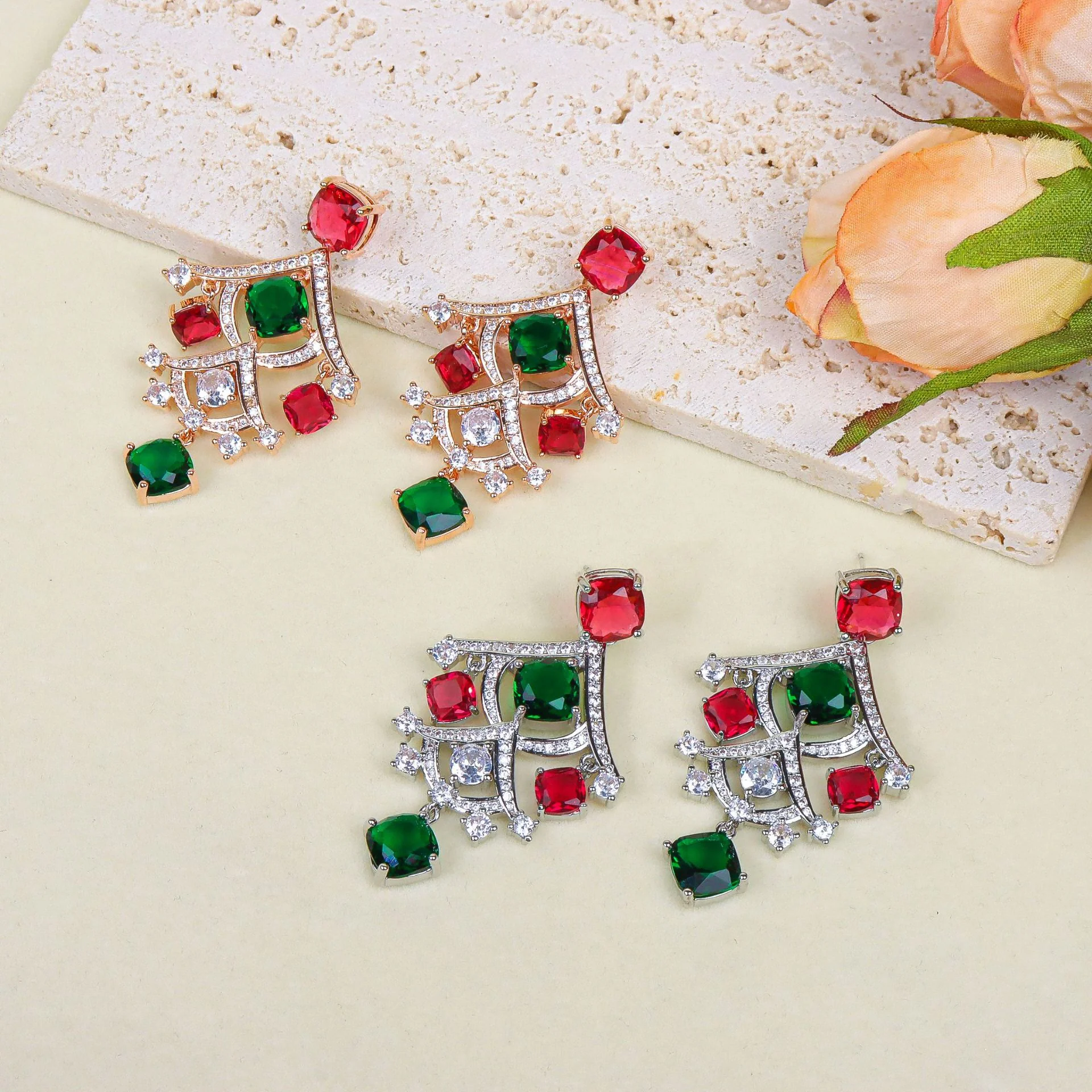 Luxury Red Green Gemstone Drop Earrings for Women, Vintage Crystal Dangle Earrings Wedding Party Jewelry Gift
Luxury Red Green Gemstone Drop Earrings for Women, Vintage Crystal Dangle Earrings Wedding Party Jewelry Gift