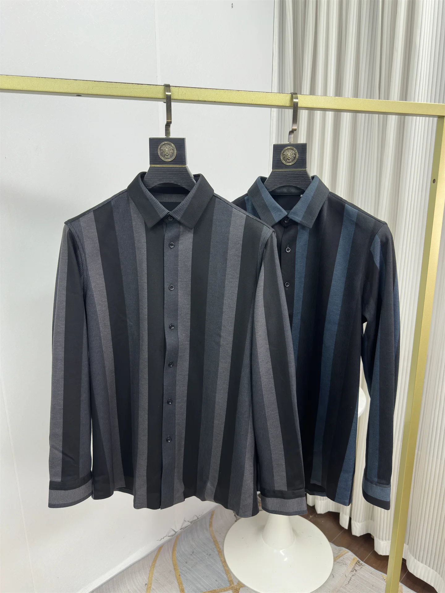 Faionable Color Blo Casual irt Men's Thi Long Sve Spring Autumn Commuter Stripe irt Stand Fit Polyester Viscose
Faionable Color Blo Casual irt Men's Thi Long Sve Spring Autumn Commuter Stripe irt Stand Fit Polyester Viscose