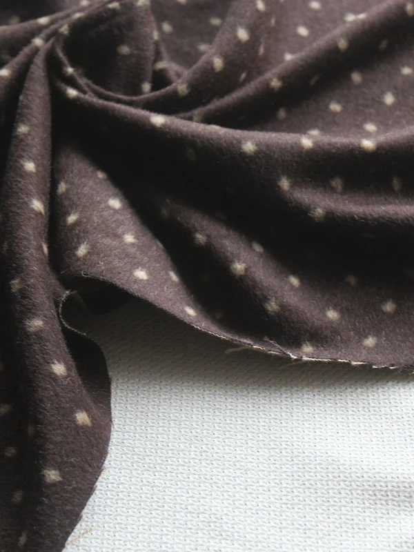 Высококачественная шерстяная смесь Camere, осенне-зимняя одежда средней длины, шило, тканая цветная тканая вышивка, капля воды, позиционирование Em...
Высококачественная шерстяная смесь Camere, осенне-зимняя одежда средней длины, шило, тканая цветная тканая вышивка, капля воды, позиционирование Em...