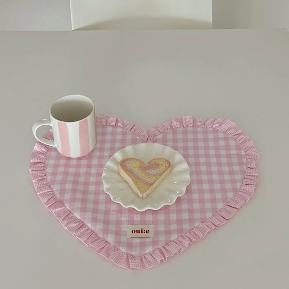 New Heart-shaped Placemats Dining Table Pleated Lace Plaid Western Food Mats Decorative Loving Water Cup Mat Home Decor
New Heart-shaped Placemats Dining Table Pleated Lace Plaid Western Food Mats Decorative Loving Water Cup Mat Home Decor