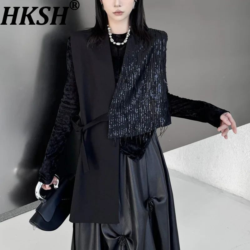 Женский жилет HKSH: Новинка Весны, Элегантный, Асимметричный дизайн, Темные пайетки, Кружевные вставки, Завязки на талии, Модель HK19718
Женский жилет HKSH: Новинка Весны, Элегантный, Асимметричный дизайн, Темные пайетки, Кружевные вставки, Завязки на талии, Модель HK19718