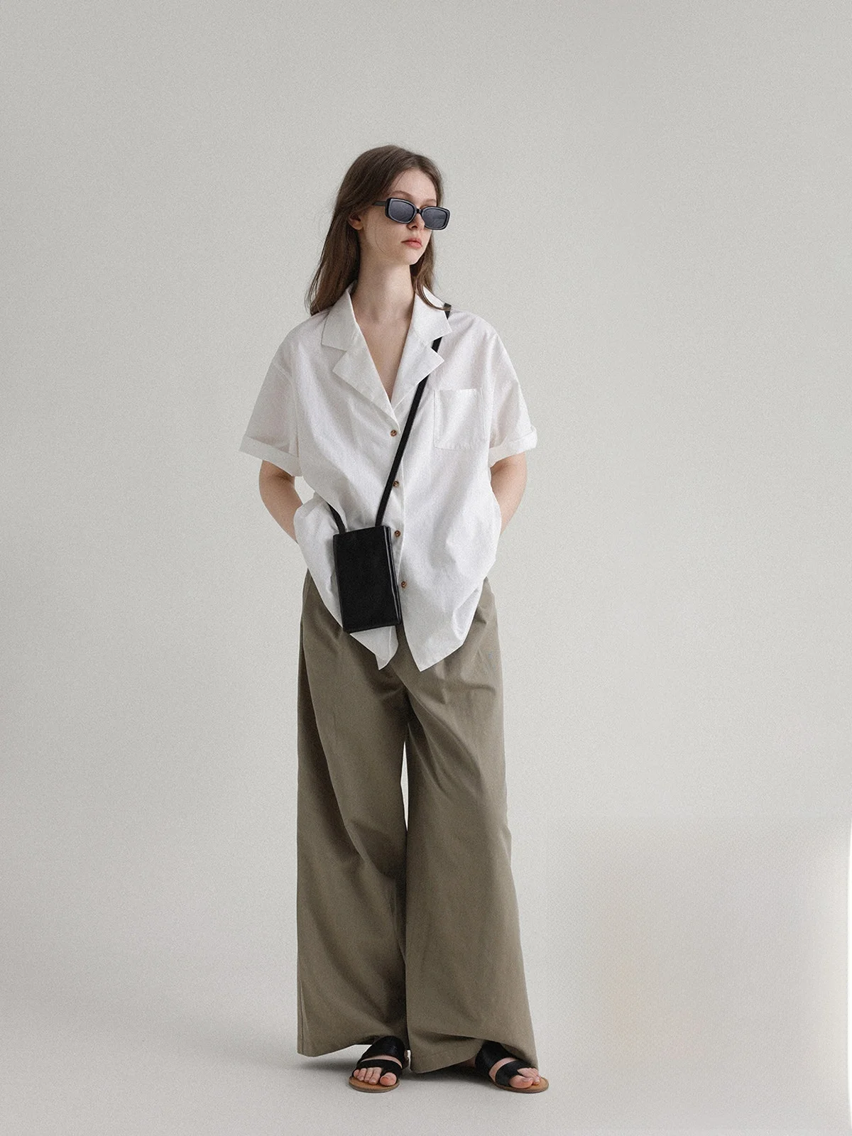 LetM Cuban Collar High Density Cotton Women's Shirt Summer Top Skin-friendly Breathable Pure Color Commute Style Loose Fit
LetM Cuban Collar High Density Cotton Women's Shirt Summer Top Skin-friendly Breathable Pure Color Commute Style Loose Fit