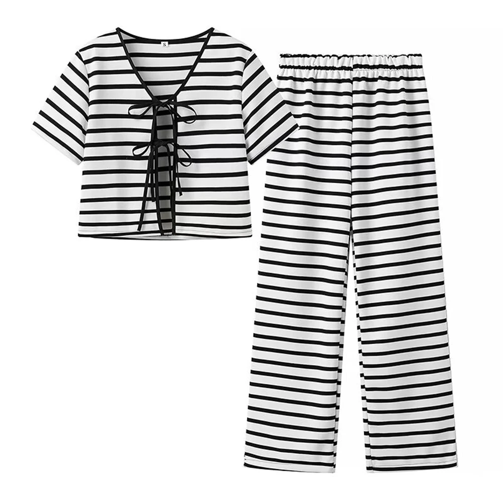 PB&ZA Women's 2024 Summer New Simple and Casual Style V-neck Striped Knitted Short Sleeve+High Waist Straight Pants Set
PB&ZA Women's 2024 Summer New Simple and Casual Style V-neck Striped Knitted Short Sleeve+High Waist Straight Pants Set