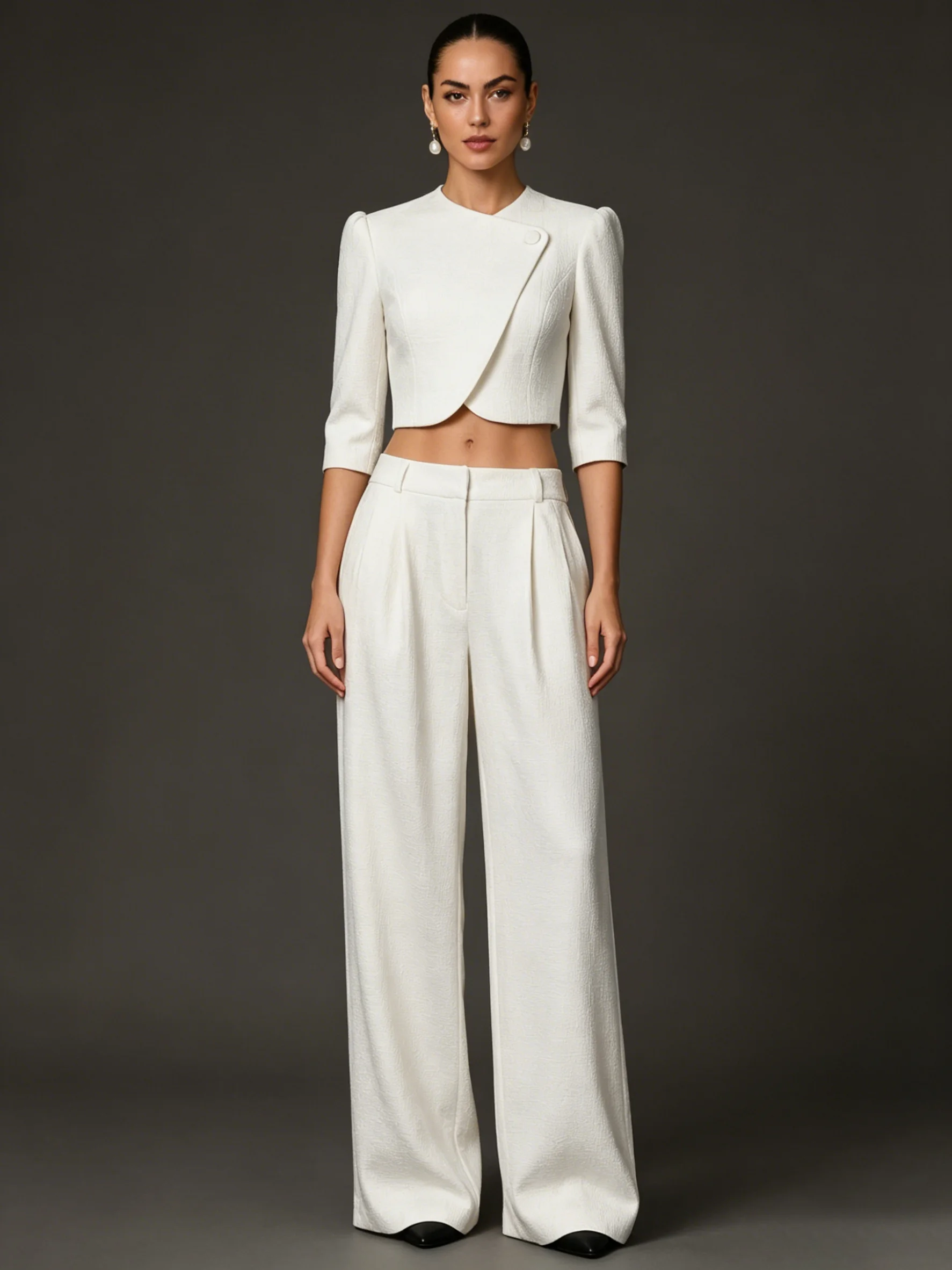 LIMO Women's 2-Piece Tweed Set: Cropped Blazer & Wide Leg Pants, Elegant Office Outfit
LIMO Women's 2-Piece Tweed Set: Cropped Blazer & Wide Leg Pants, Elegant Office Outfit