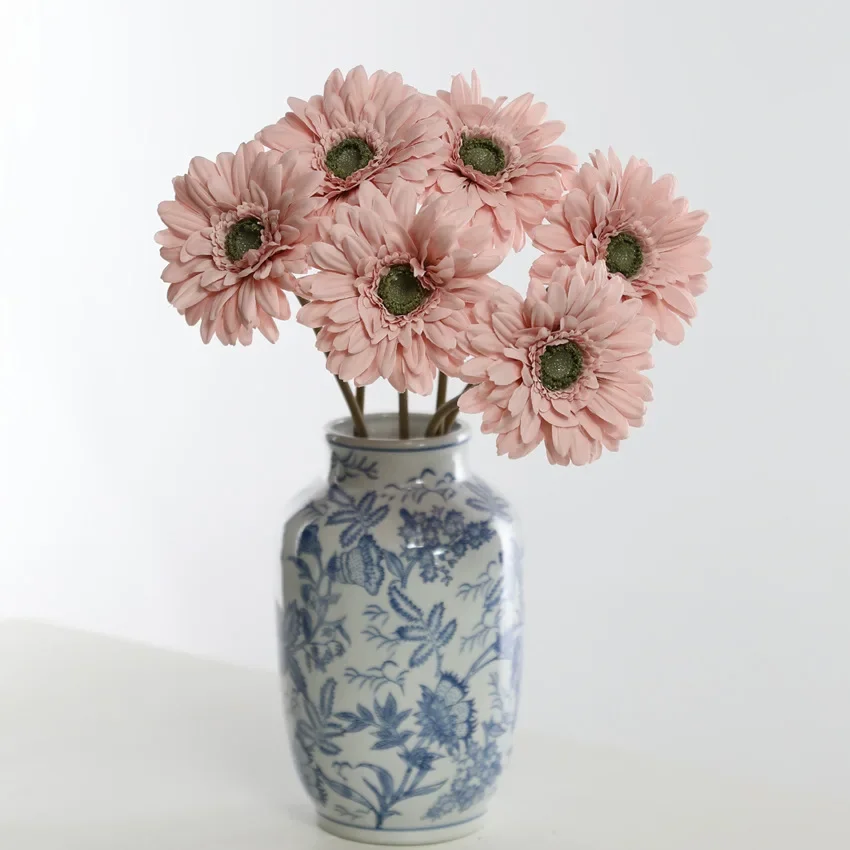 Artificial Gerberas Branch Ground Cloth Fake Flowers Plant Wedding Decorative Simulation Gerbera Pink Flower Hall Decoration
Artificial Gerberas Branch Ground Cloth Fake Flowers Plant Wedding Decorative Simulation Gerbera Pink Flower Hall Decoration