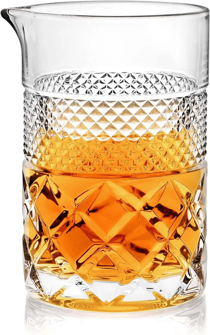 22oz Crystal Cocktail Mixing Glass - Professional Barware, Stable Base, Ideal Gift for Weddings & Birthdays
22oz Crystal Cocktail Mixing Glass - Professional Barware, Stable Base, Ideal Gift for Weddings & Birthdays
