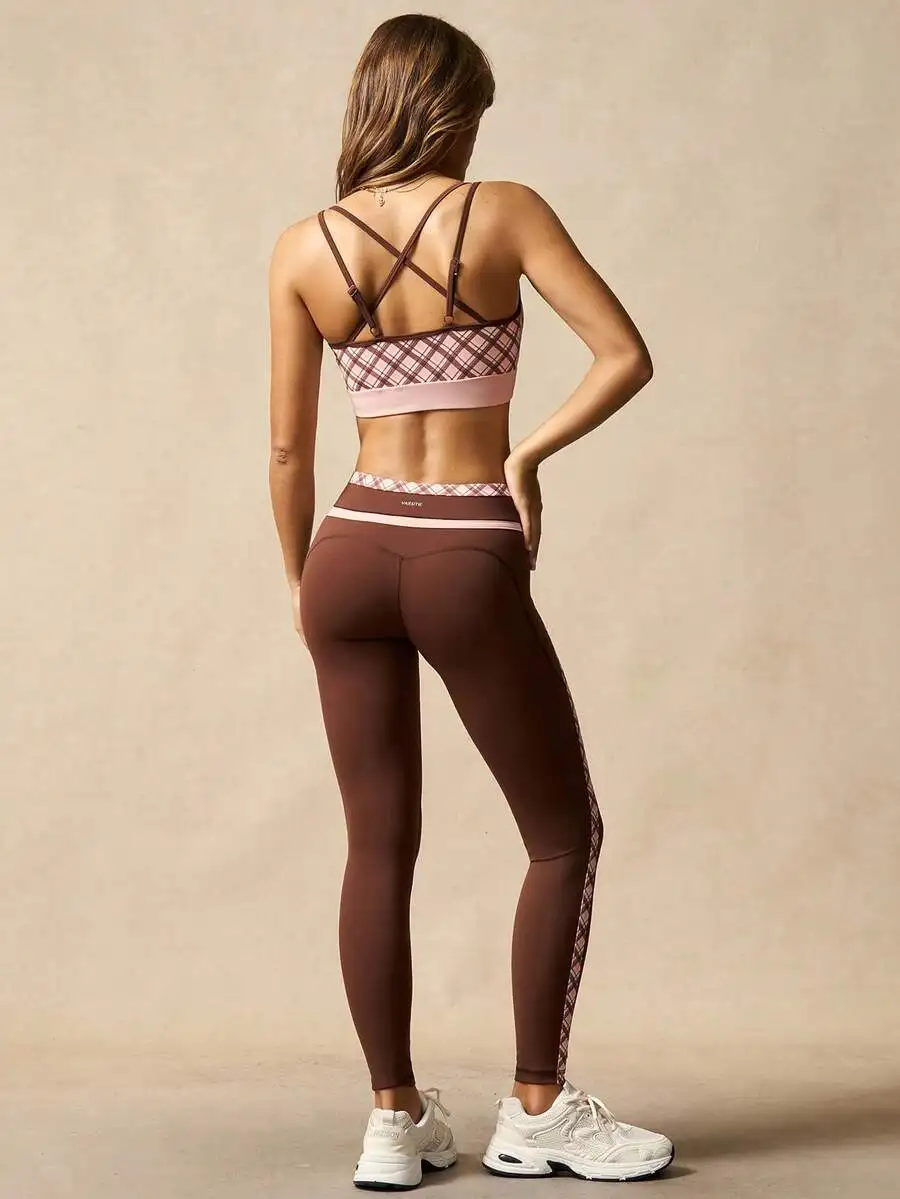 Womens Plaid Patchwork Sports Bra And Leggings Set
Womens Plaid Patchwork Sports Bra And Leggings Set