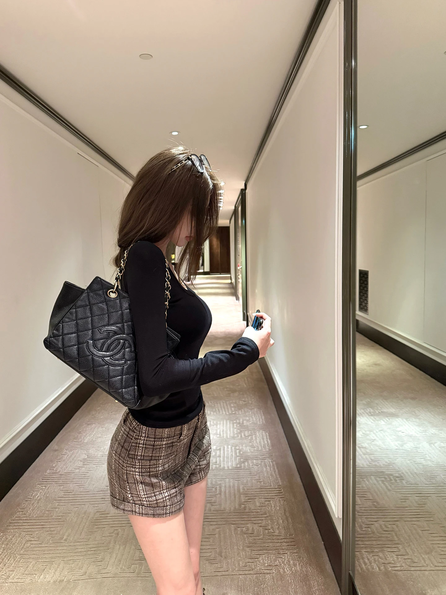 Женские повседневные брюки Sister Titi London в винтажном стиле, шерстяные, в клетку, осенне-зимние, зауженные, со средней талией, фасон Bootcut
Женские повседневные брюки Sister Titi London в винтажном стиле, шерстяные, в клетку, осенне-зимние, зауженные, со средней талией, фасон Bootcut