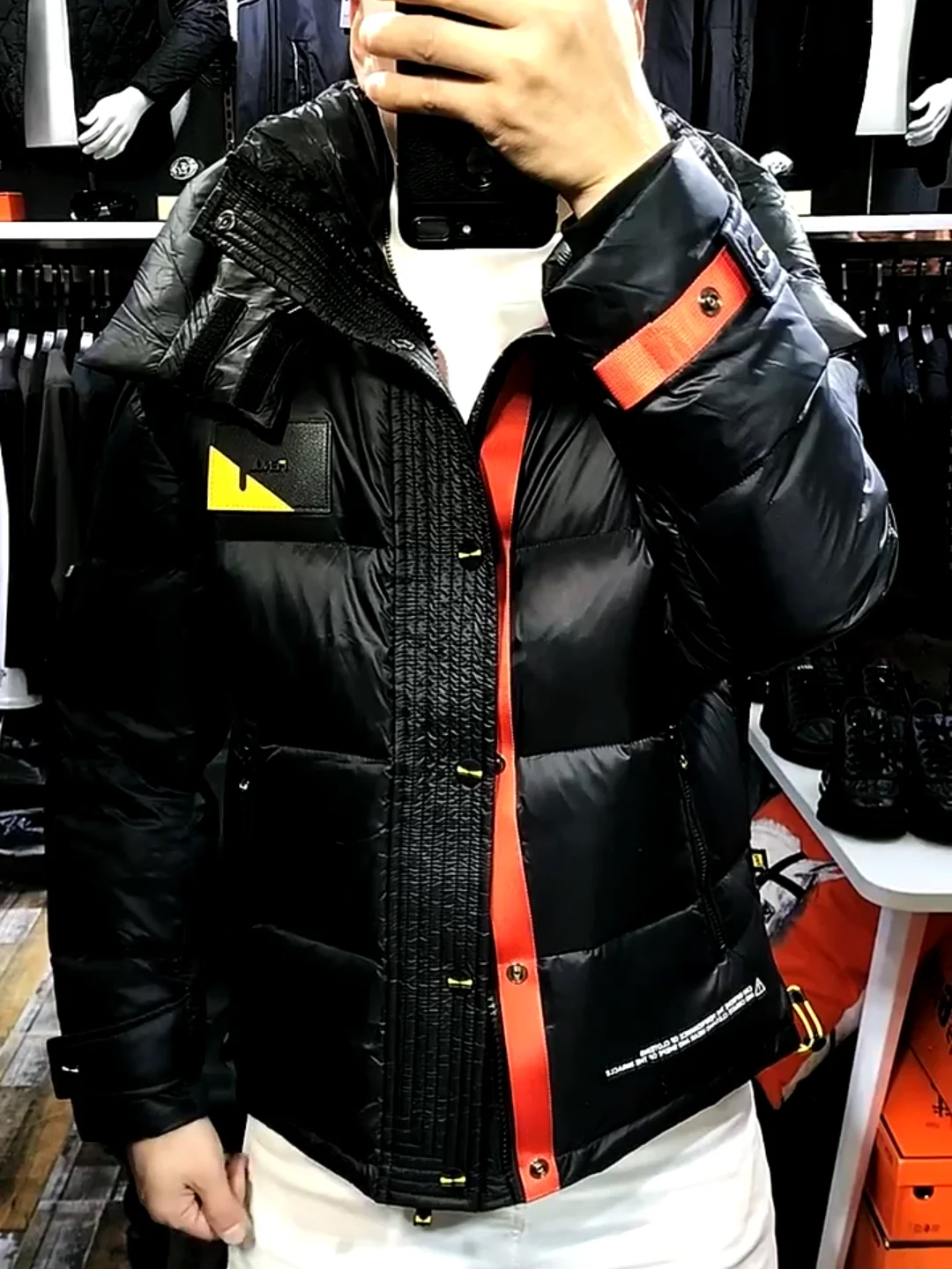 High Quali Men's down Jaet Autumn Winter New Sle Comfortable Faionable Hooded Versatile Haome Trendy Cool
High Quali Men's down Jaet Autumn Winter New Sle Comfortable Faionable Hooded Versatile Haome Trendy Cool