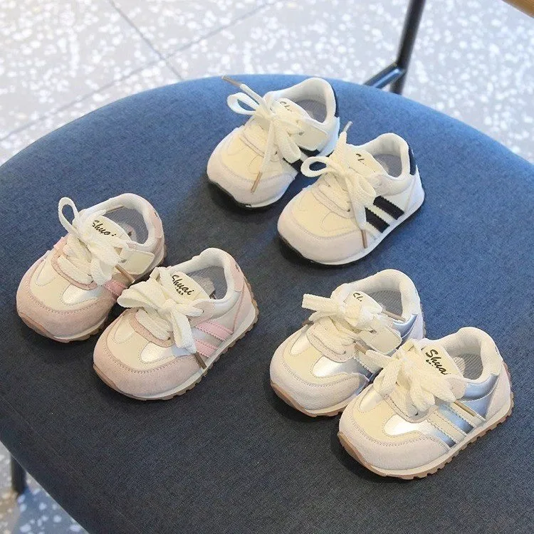 Детские кроссовки из искусственной кожи, эргономичная водонепроницаемая спортивная обувь для бега для маленьких мальчиков, кроссовки для девочек, детские кроссовки
Детские кроссовки из искусственной кожи, эргономичная водонепроницаемая спортивная обувь для бега для маленьких мальчиков, кроссовки для девочек, детские кроссовки