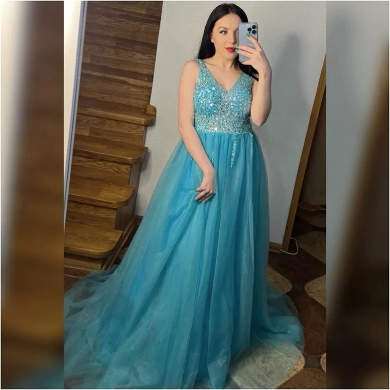 ANGELSBRIDEP Mint Green Prom Dresses NEW Fashion Lace A-Line V Neck Backless Floor Length Evening Dress Plus Size Party Dress
ANGELSBRIDEP Mint Green Prom Dresses NEW Fashion Lace A-Line V Neck Backless Floor Length Evening Dress Plus Size Party Dress
