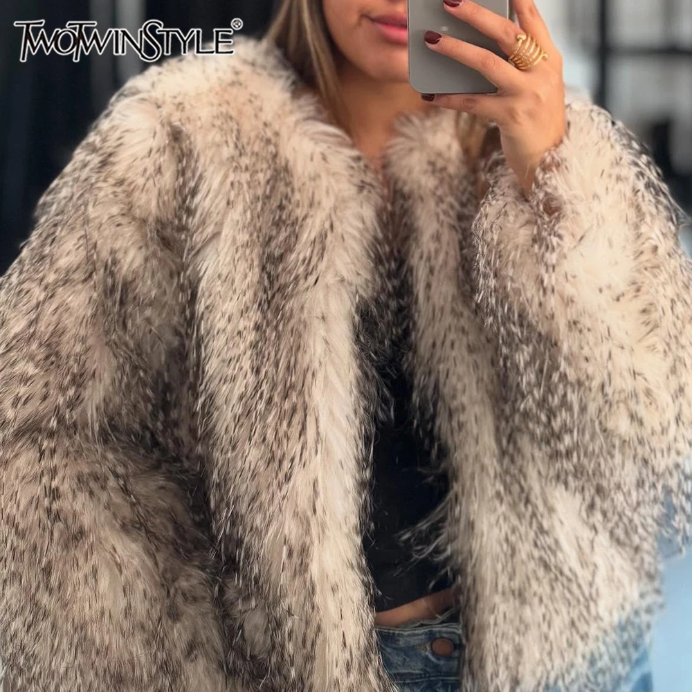 TWOTWINSTYLE Hit Color Loose Casual Maomao Coat for Women O Neck Long Sleeve Minimalist Coat Female Fashion Style New
TWOTWINSTYLE Hit Color Loose Casual Maomao Coat for Women O Neck Long Sleeve Minimalist Coat Female Fashion Style New