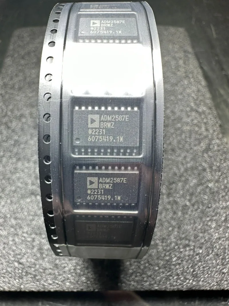 SACOH New Original genuine ADM2587EBRWZ-REEL7 ADM2587E SP-20 RS-485 transceiver chip
SACOH New Original genuine ADM2587EBRWZ-REEL7 ADM2587E SP-20 RS-485 transceiver chip