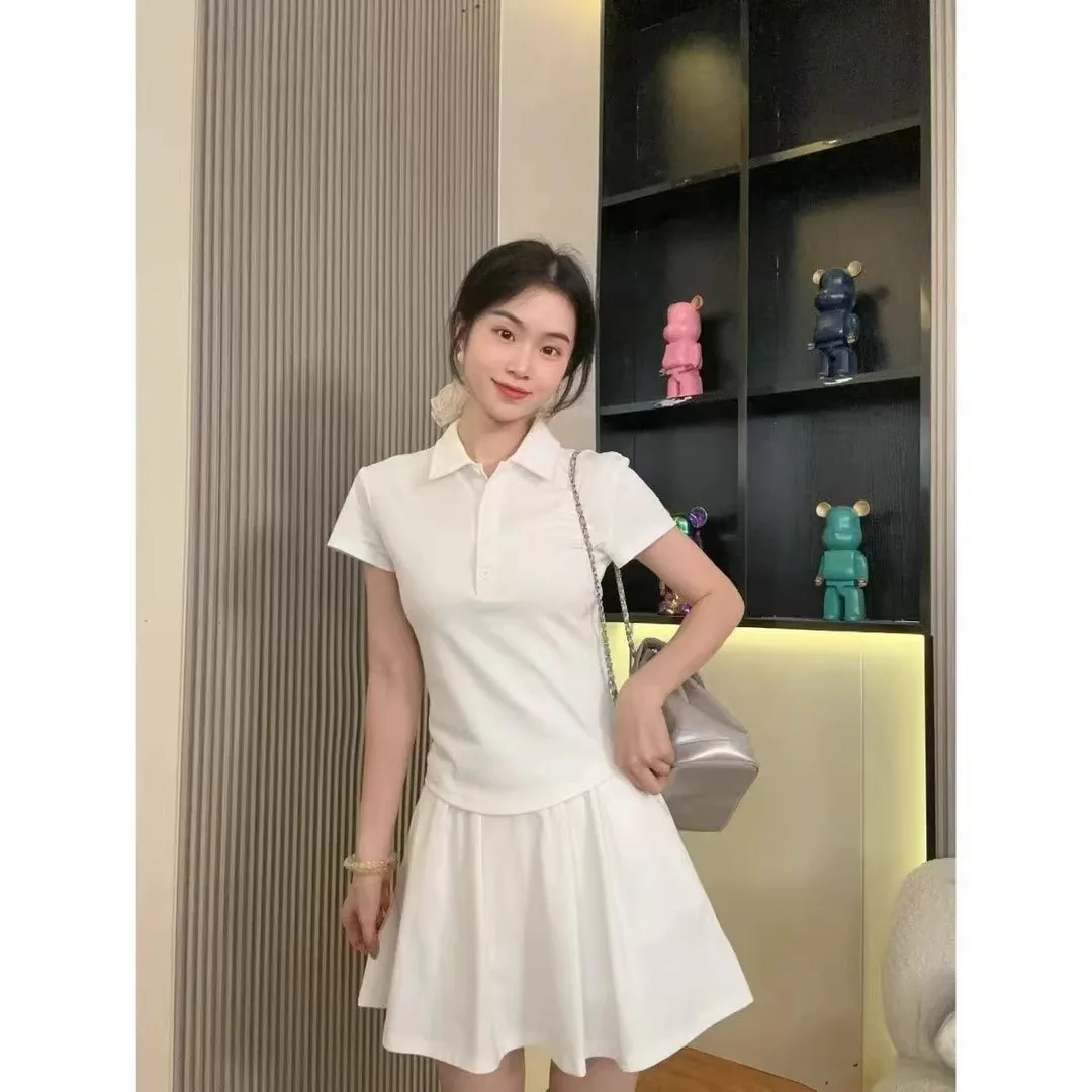 Women's Set 2025 Spring/Summer Polo Collar Short Sleeve Top Casual Style Pleated Skirt Slimming Two-piece Set
Women's Set 2025 Spring/Summer Polo Collar Short Sleeve Top Casual Style Pleated Skirt Slimming Two-piece Set