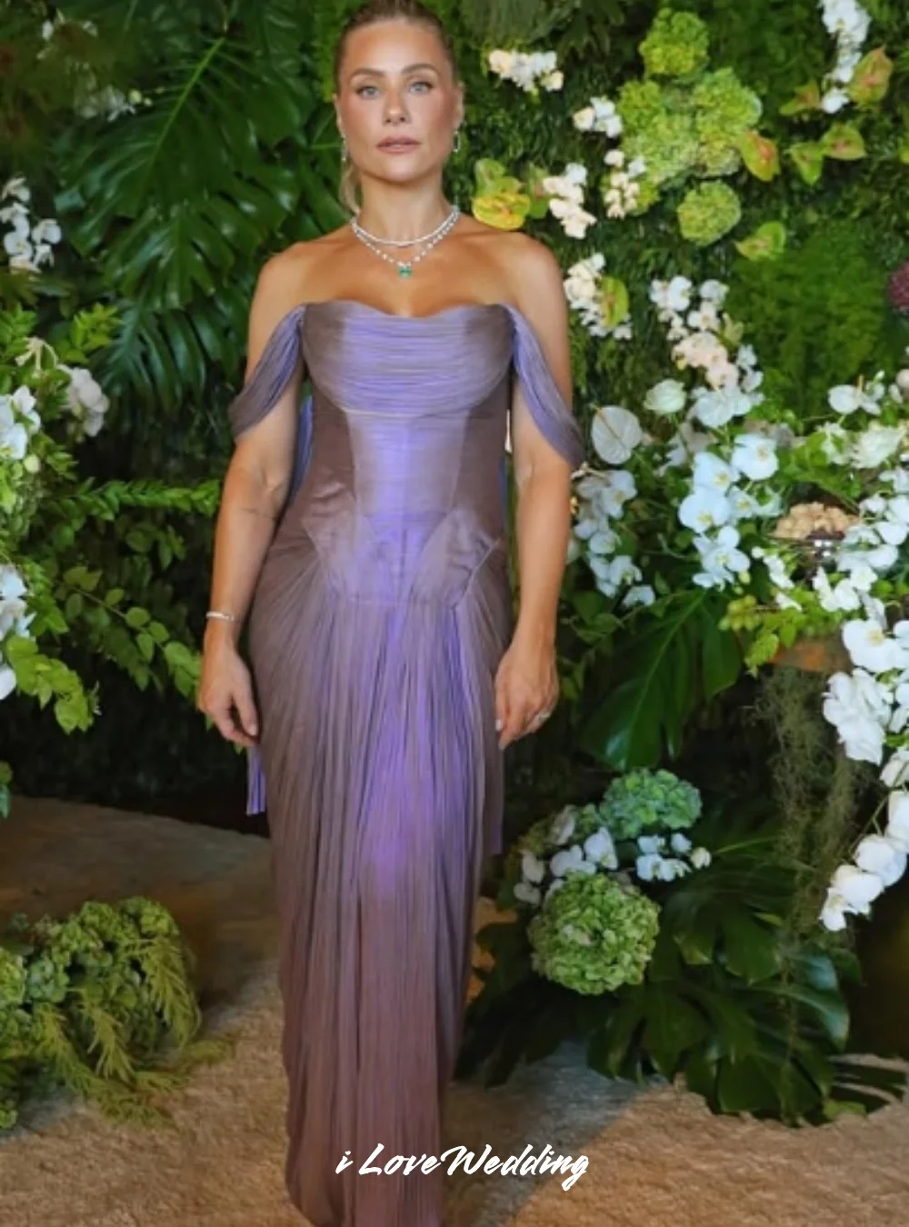 Lavender Purple Off the Shoulder Evening Dress 2025 Pleated Backless Lace-Up Mermaid Floor-Length Wedding Party Dress Customized
Lavender Purple Off the Shoulder Evening Dress 2025 Pleated Backless Lace-Up Mermaid Floor-Length Wedding Party Dress Customized