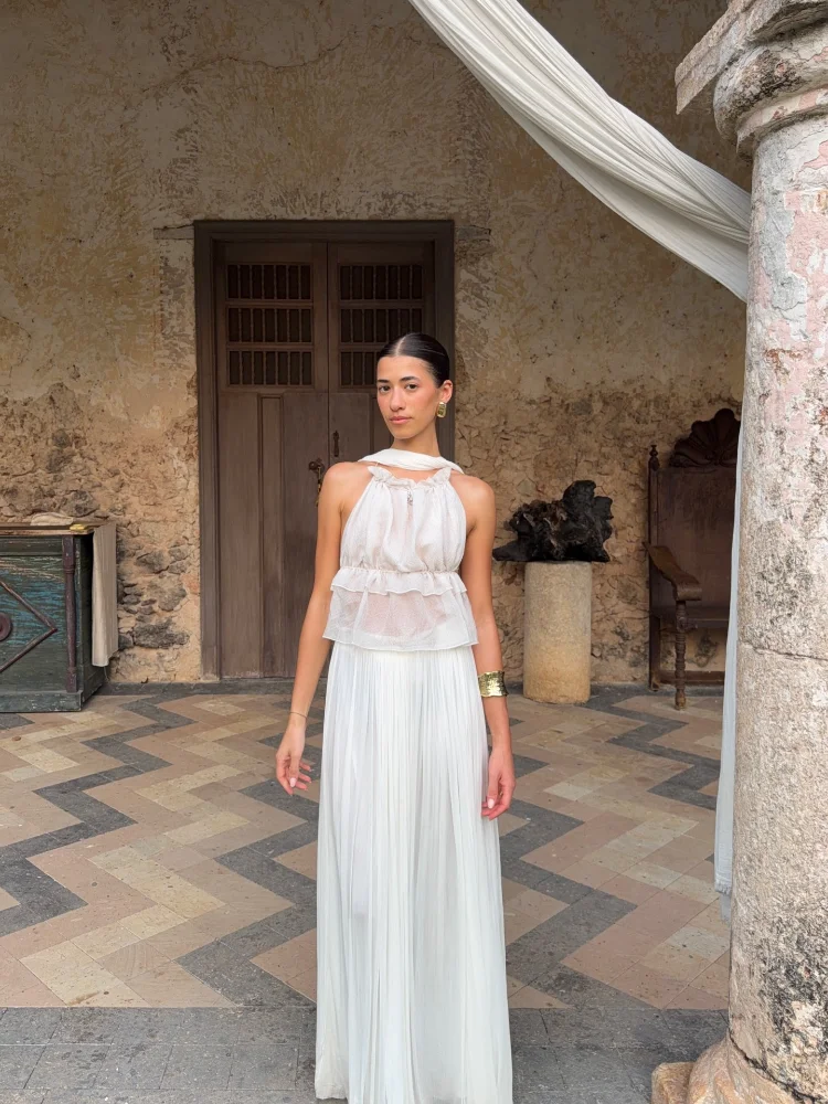 Women's Bohemian 2 Piece Chiffon Set Sexy Halter Neck Ruffle Crop Top Pleated Maxi Skirt Chic Lady Date Vacation Party Outfit
Women's Bohemian 2 Piece Chiffon Set Sexy Halter Neck Ruffle Crop Top Pleated Maxi Skirt Chic Lady Date Vacation Party Outfit