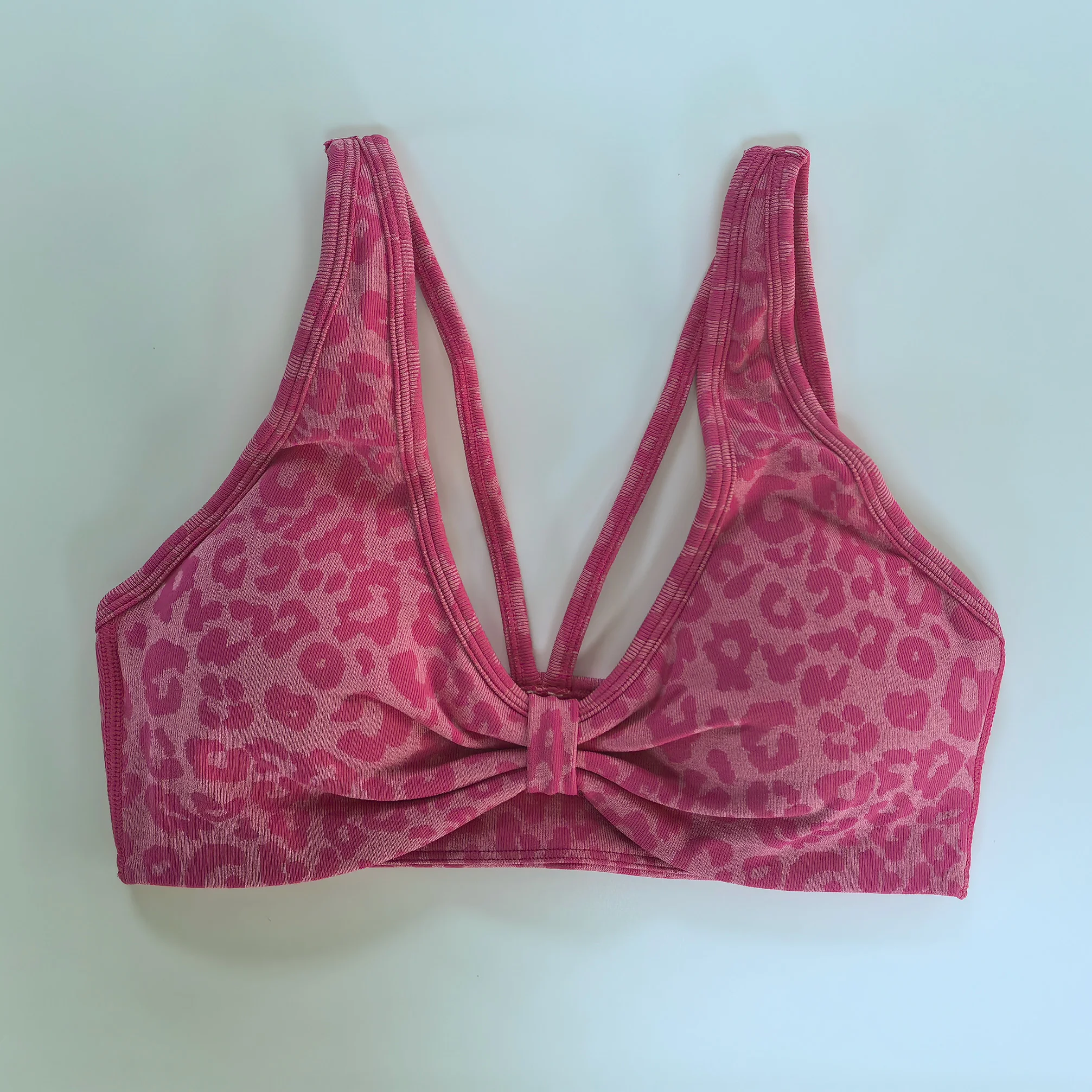 Women's Leopard Print Sports Bra, Slim Back Yoga Bra with Shock-absorbing, Quick Drying, Breathable Sports Bra, Color Deviation
Women's Leopard Print Sports Bra, Slim Back Yoga Bra with Shock-absorbing, Quick Drying, Breathable Sports Bra, Color Deviation