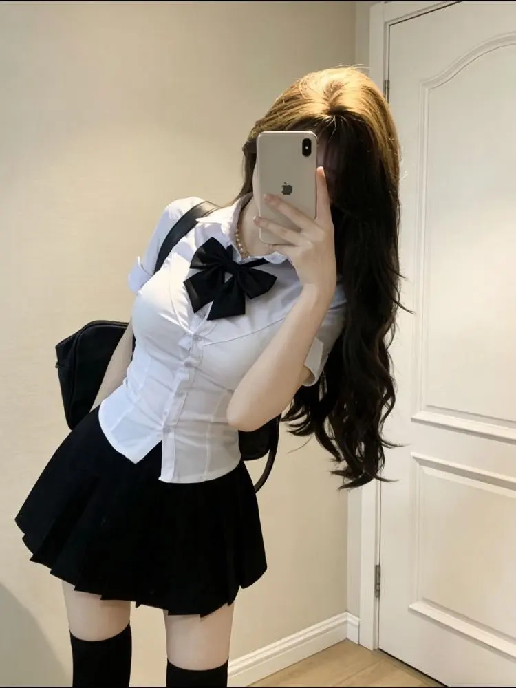 Slimming Short Sleeve Shirt Women's Basic Style JK Uniform Set High Waist Short Skirt Breathable Comfortable Fashionable
Slimming Short Sleeve Shirt Women's Basic Style JK Uniform Set High Waist Short Skirt Breathable Comfortable Fashionable