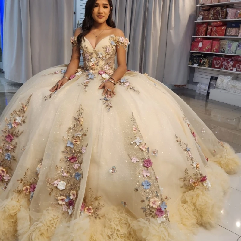 Champagne Quinceanera Dresses Ball Gown Off Shoulder Appliques Lace Bow Beading Crystal Tull Birthday Payty Sweet 16 Dress Vesti
Champagne Quinceanera Dresses Ball Gown Off Shoulder Appliques Lace Bow Beading Crystal Tull Birthday Payty Sweet 16 Dress Vesti
