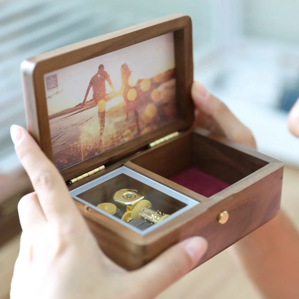 Wholesale Wooden Vintage Music Box Solid Wood Jewelry Box DIY Photo Save Memories Custom Engraving
Wholesale Wooden Vintage Music Box Solid Wood Jewelry Box DIY Photo Save Memories Custom Engraving