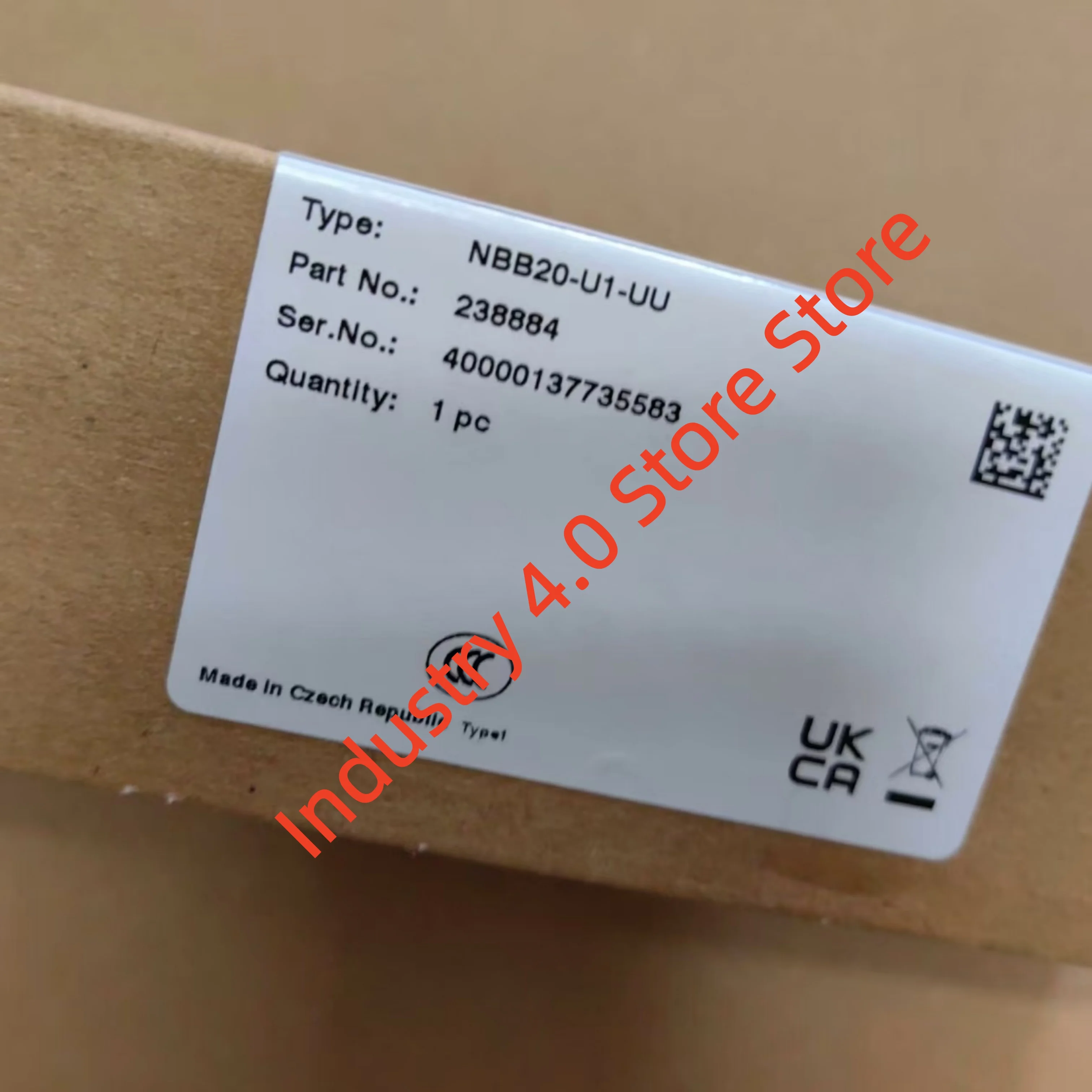 Новый индуктивный датчик NBB20-U1-UU NBB5-18GM40-Z0 в коробке
Новый индуктивный датчик NBB20-U1-UU NBB5-18GM40-Z0 в коробке