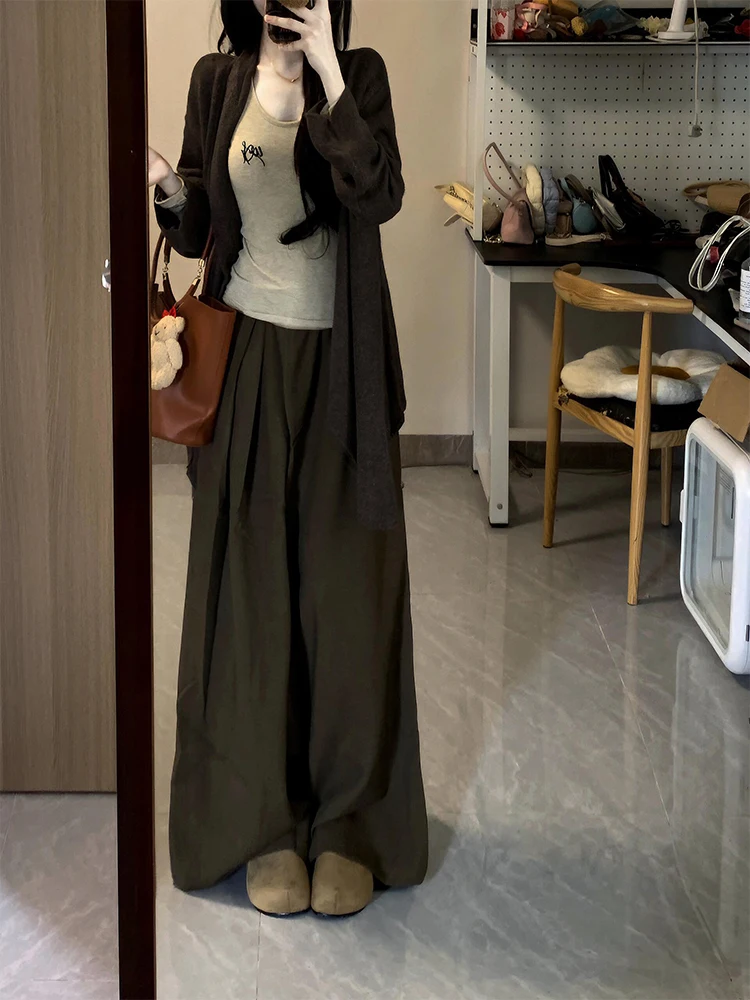 Корейский свитер средней длины с V-Ne, комплект из джерси и широких брюк, женский осенний комплект 202, базовый слой и брюки Lazy Faion Ensemble
Корейский свитер средней длины с V-Ne, комплект из джерси и широких брюк, женский осенний комплект 202, базовый слой и брюки Lazy Faion Ensemble