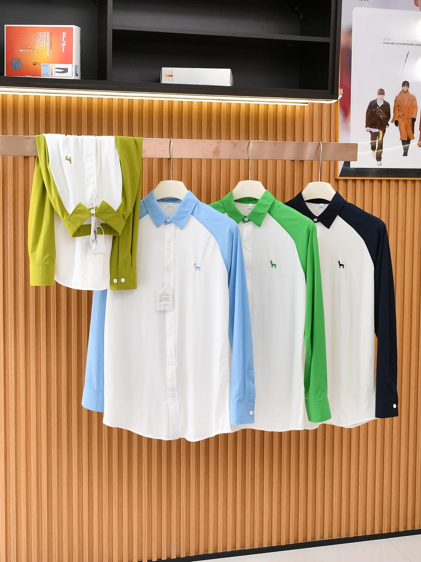 Outdoor Men's Ice Silk Cool Feeling Quick Dry Long Sleeve Shirt Breathable Splicing Color Process Standard Fit Summer Casual ...
Outdoor Men's Ice Silk Cool Feeling Quick Dry Long Sleeve Shirt Breathable Splicing Color Process Standard Fit Summer Casual ...