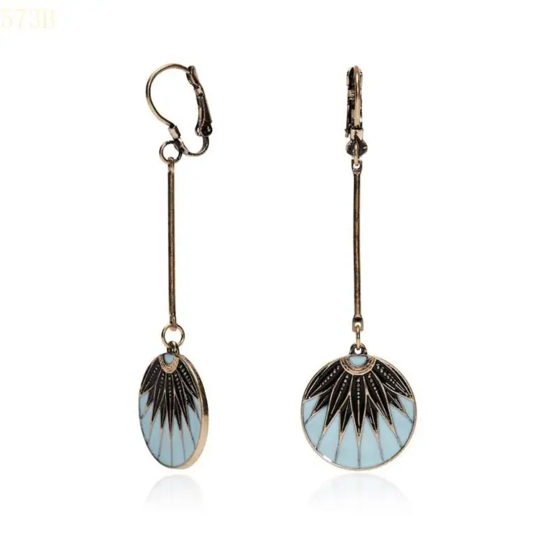 573B Unique Bohemian Inspired Geometric Earrings Crafted from Quality Alloy Portable and Long Time Use for Daily Wear
573B Unique Bohemian Inspired Geometric Earrings Crafted from Quality Alloy Portable and Long Time Use for Daily Wear