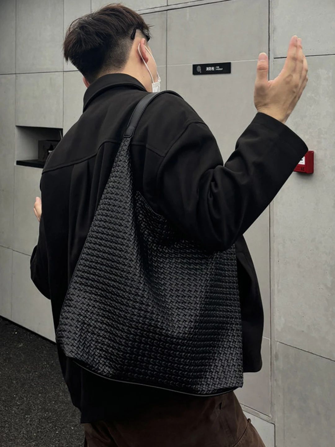 NIN Casual Shoulder Handbag Woven Loose Feel PU Unisex Street Style Japanese Aesthetic Single Strap Shopping Bag
NIN Casual Shoulder Handbag Woven Loose Feel PU Unisex Street Style Japanese Aesthetic Single Strap Shopping Bag