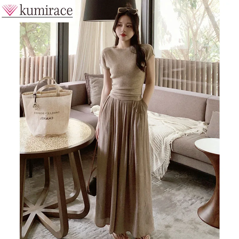 Summer Lazy High Waisted New Suit, Small and Casual Temperament, Gentle Short Sleeved Pleated Skirt Pants, Wide Leg Pants
Summer Lazy High Waisted New Suit, Small and Casual Temperament, Gentle Short Sleeved Pleated Skirt Pants, Wide Leg Pants