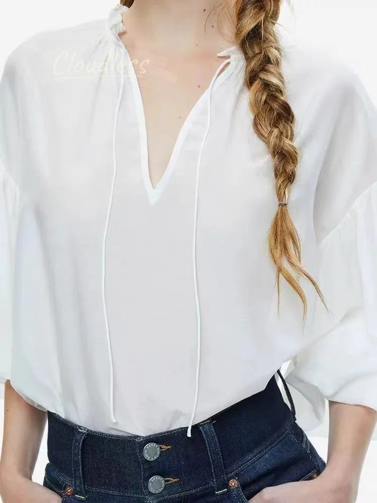 2025 New Women Silk Cotton Blouse Lace-up Ruffles Spliced V-Neck Long Sleeve Casual Loose Shirt
2025 New Women Silk Cotton Blouse Lace-up Ruffles Spliced V-Neck Long Sleeve Casual Loose Shirt