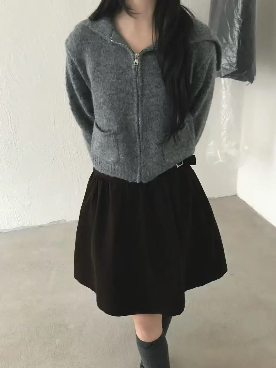 Ретро-кардиган с морским воротником, вязаный, открытый, женский, повседневный, осенне-зимний, теплый, утолщенный, с длинными рукавами, свободного кроя, свитер
Ретро-кардиган с морским воротником, вязаный, открытый, женский, повседневный, осенне-зимний, теплый, утолщенный, с длинными рукавами, свободного кроя, свитер