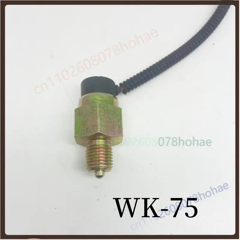 For WK-75 Reverse Light Switch Reverse Gear Sensor For Dongfeng Dolica WLY Transmission Truck Replacement Parts
For WK-75 Reverse Light Switch Reverse Gear Sensor For Dongfeng Dolica WLY Transmission Truck Replacement Parts