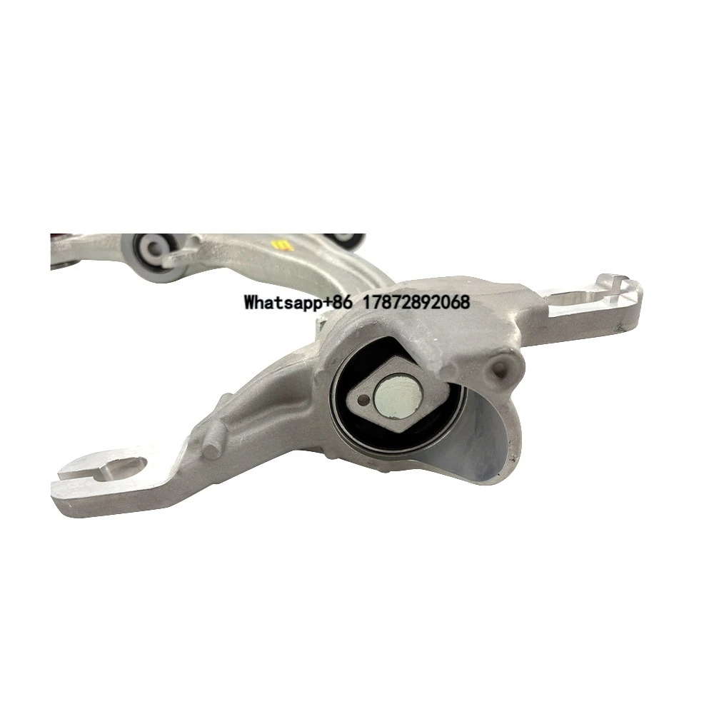 4633307001 4633309601 Front Lower Right Control Arm for G-CLASS W463 M177
4633307001 4633309601 Front Lower Right Control Arm for G-CLASS W463 M177