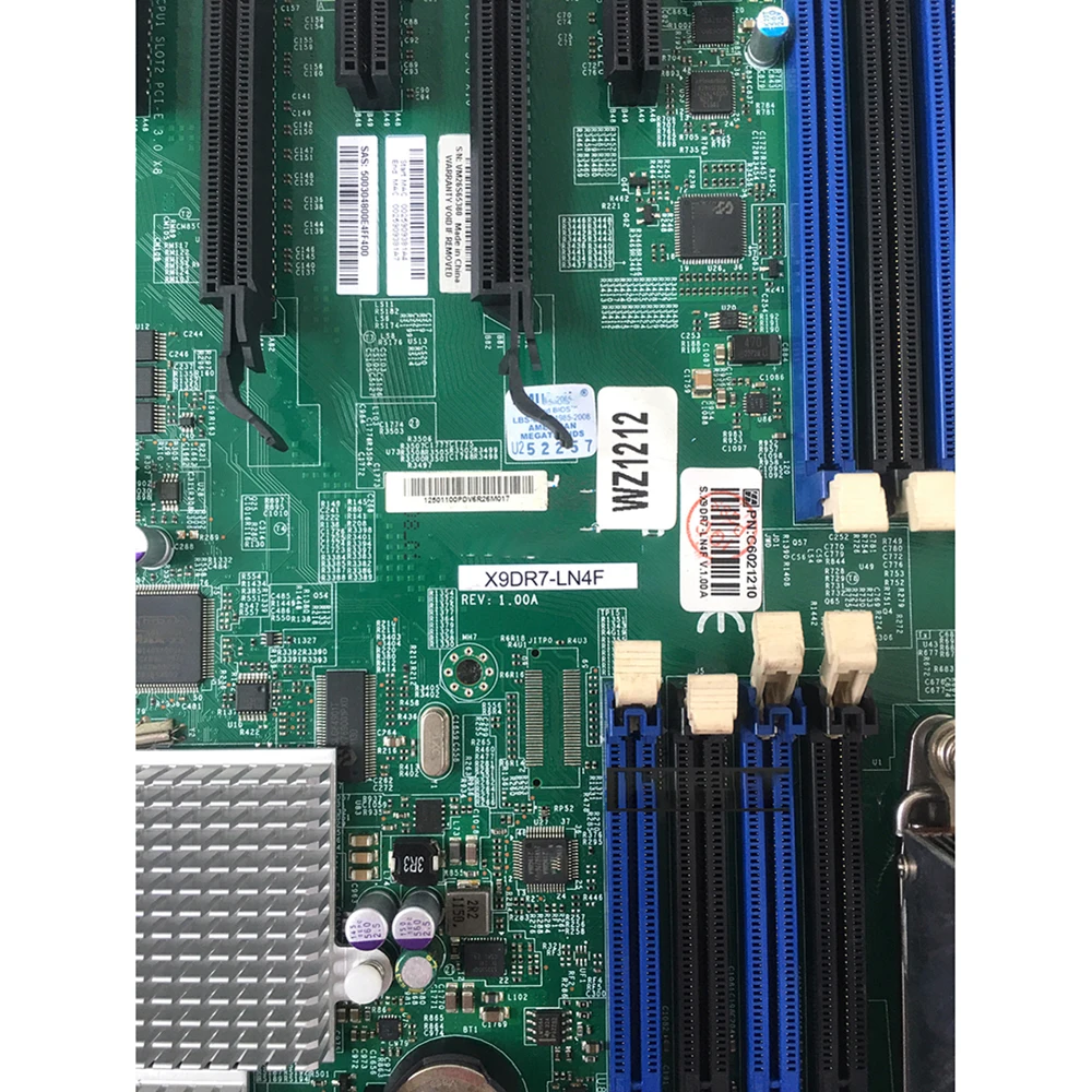 Server 2011 Pin Dual X79 Motherboard 6 Graphics Card GPU Operation Full Speed X9DR7-LN4F
Server 2011 Pin Dual X79 Motherboard 6 Graphics Card GPU Operation Full Speed X9DR7-LN4F