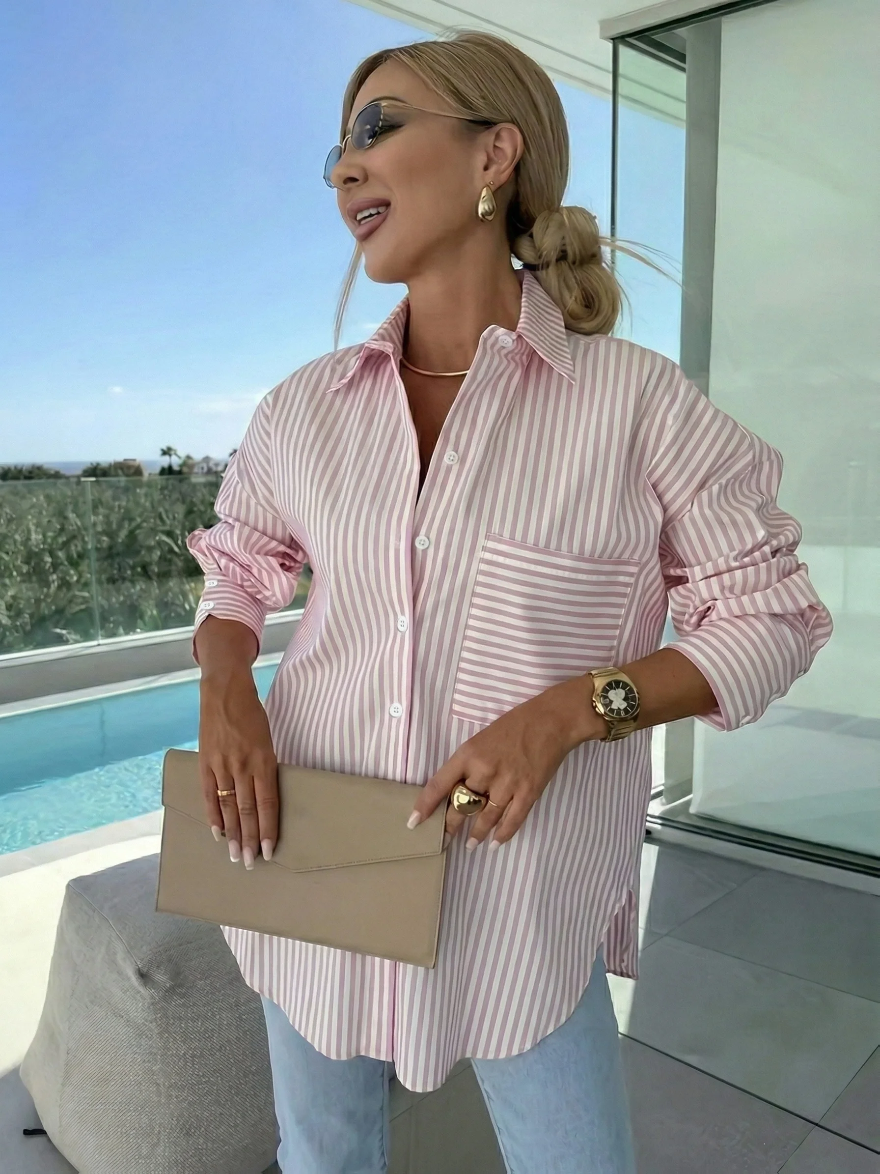 Women's Fashion Lapel Shirt with Chest Pocket and Stripes
Women's Fashion Lapel Shirt with Chest Pocket and Stripes