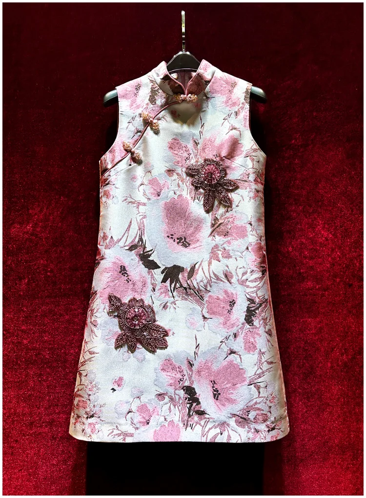 Europe and the United States women's 2024 summer new Stand collar buckle Sleeveless pin bead jacquard fashion Dress
Europe and the United States women's 2024 summer new Stand collar buckle Sleeveless pin bead jacquard fashion Dress