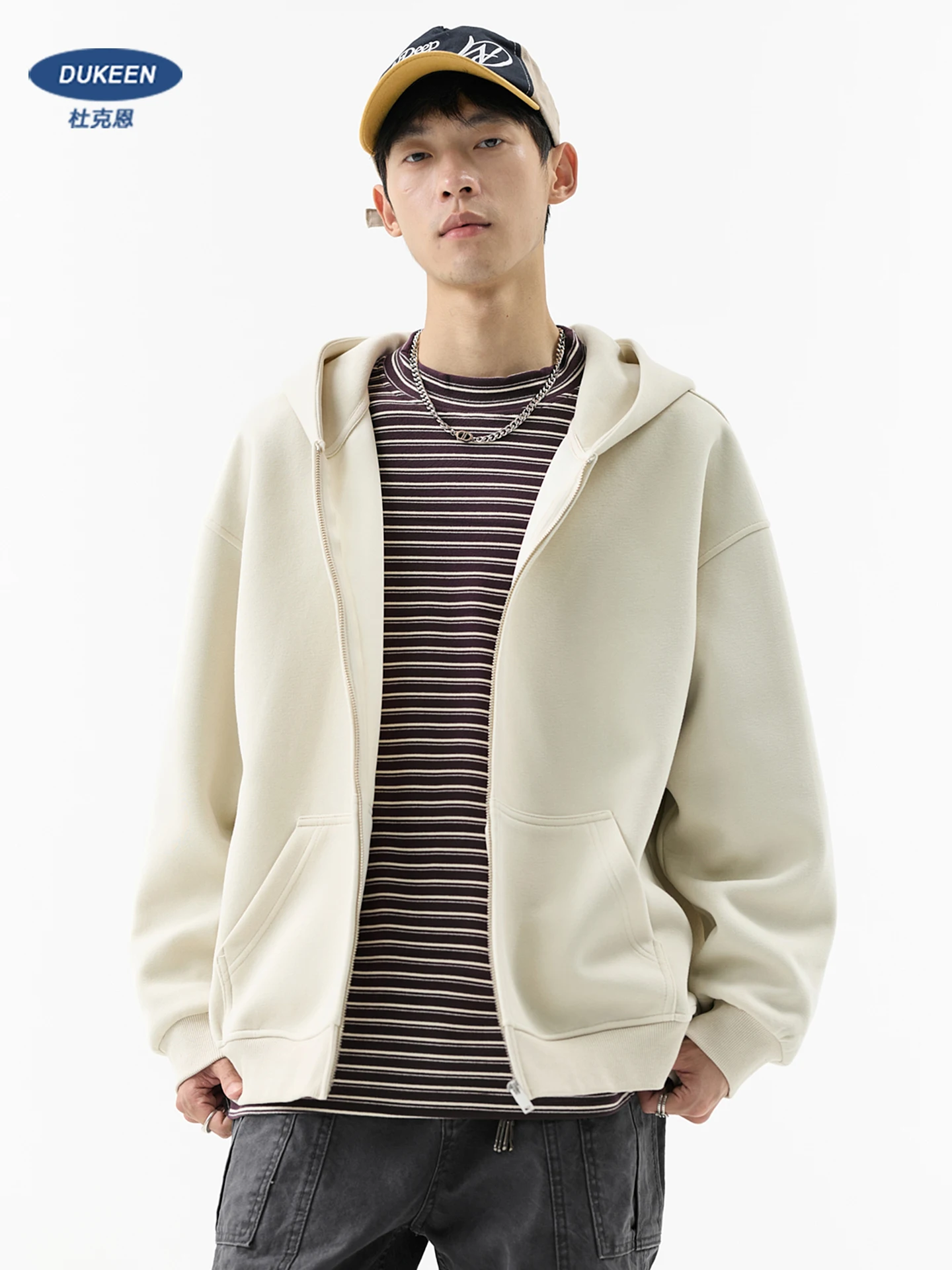 DUKEEN 450G Heavyweight Full-Zip Hoodie for Men Spring and Autumn Drop Shoulder Streetwear Sweatshirt Jacket Y2K Style
DUKEEN 450G Heavyweight Full-Zip Hoodie for Men Spring and Autumn Drop Shoulder Streetwear Sweatshirt Jacket Y2K Style