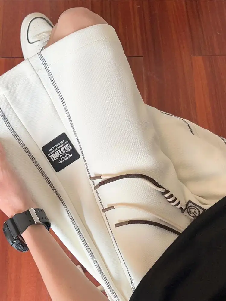 Свободные мужские шорты в американском стиле, летние повседневные спортивные бриджи, дышащие, легкие, для подростков, модный тренд
Свободные мужские шорты в американском стиле, летние повседневные спортивные бриджи, дышащие, легкие, для подростков, модный тренд