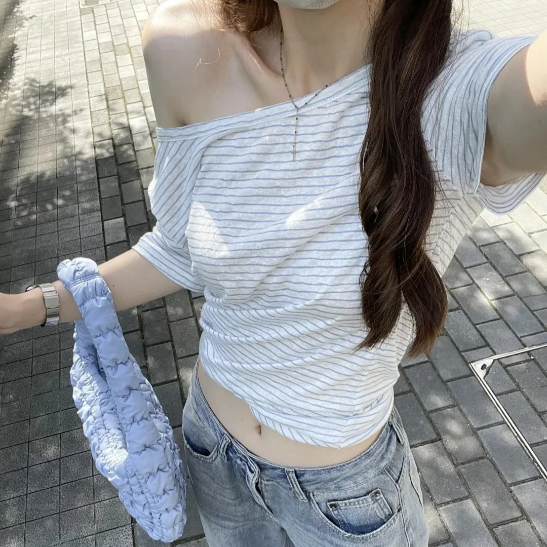 Blue And White Striped T-Shirt With Large Neckline, Sloping Shoulder, Short Sleeved Women's 2025 Summer Off Shoulder Top 
Blue And White Striped T-Shirt With Large Neckline, Sloping Shoulder, Short Sleeved Women's 2025 Summer Off Shoulder Top