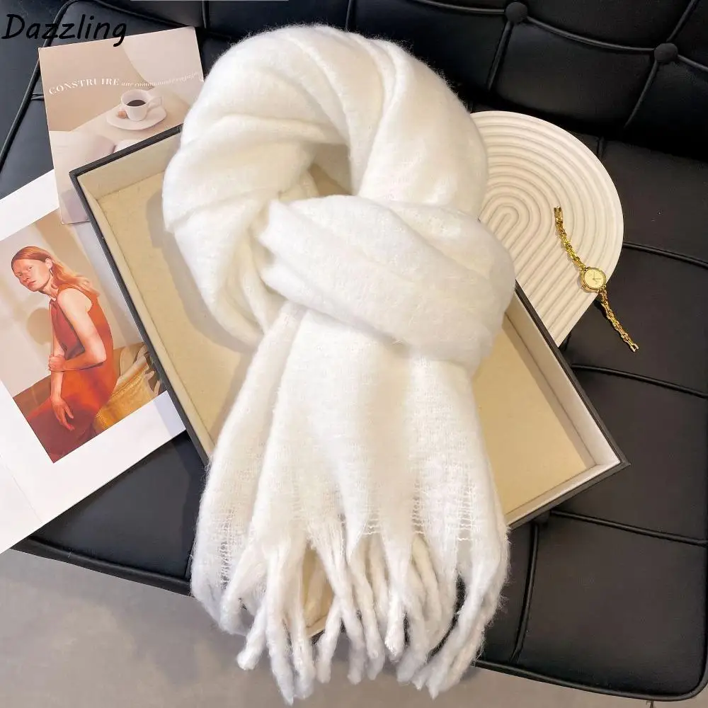 Fashion Solid Color Long Wool Tassel Scarf Windproof Outdoor Winter Cashmere Scarf Soft Thicken Cashmere Shawl Girl
Fashion Solid Color Long Wool Tassel Scarf Windproof Outdoor Winter Cashmere Scarf Soft Thicken Cashmere Shawl Girl