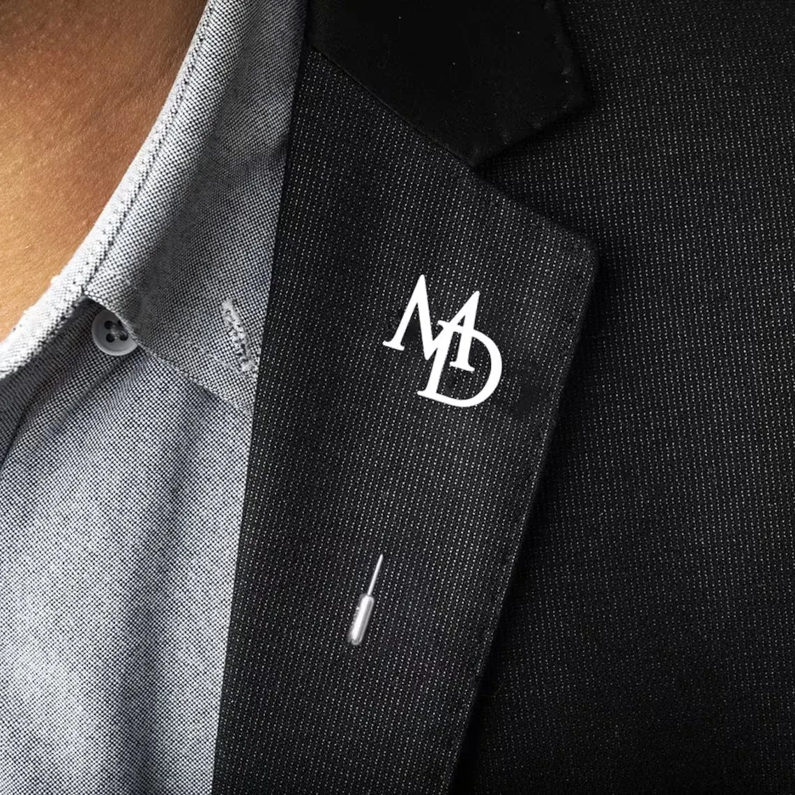 Custom Double Letters Men Pins Western-style Clothes Jewelry Personalized Gold Color Women Business Attire Initials Brooch Pin
Custom Double Letters Men Pins Western-style Clothes Jewelry Personalized Gold Color Women Business Attire Initials Brooch Pin
