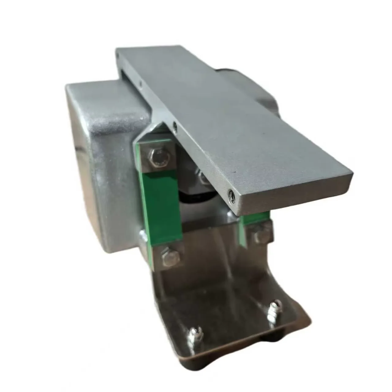 CE Small Magnetic Engine-Powered 90KW Vibrating Machine for Efficient Food and Minerals Transport Industrial Equipment Feeder
CE Small Magnetic Engine-Powered 90KW Vibrating Machine for Efficient Food and Minerals Transport Industrial Equipment Feeder