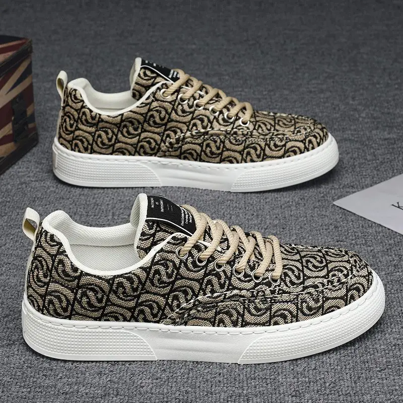 Low-Top Canvas Shoes Men's Summer 2024 New Style Printed Sports Casual Trendy Thick Bottom Leisure Shoes Breathable Rubber Sole
Low-Top Canvas Shoes Men's Summer 2024 New Style Printed Sports Casual Trendy Thick Bottom Leisure Shoes Breathable Rubber Sole