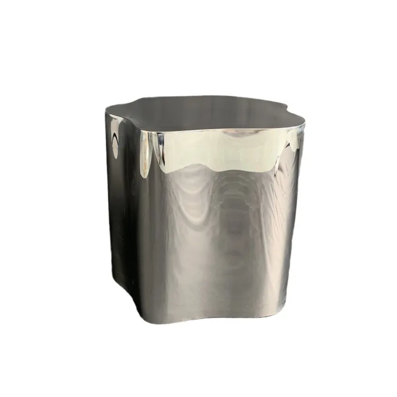 Light luxury cloud corner table Italian minimalist modern sofa combination coffee table simple stainless steel living
Light luxury cloud corner table Italian minimalist modern sofa combination coffee table simple stainless steel living